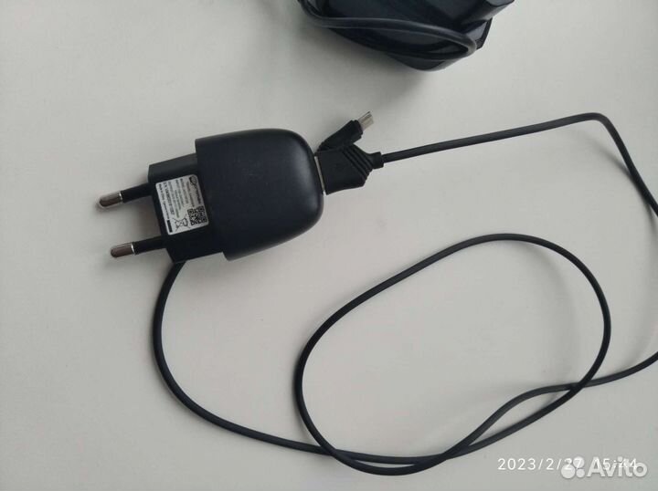 Зарядное устройство