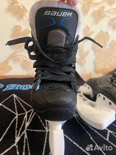 Коньки хоккейные