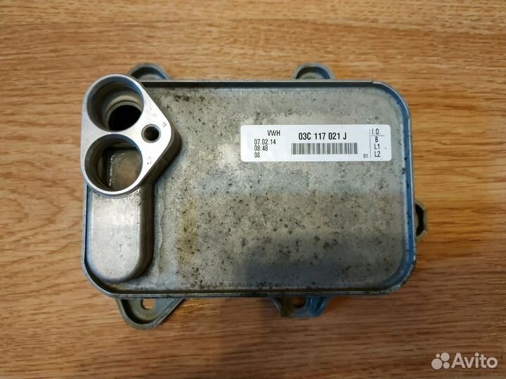 Радиатор масляный Тигуан