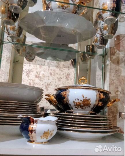 Столовый сервиз новый