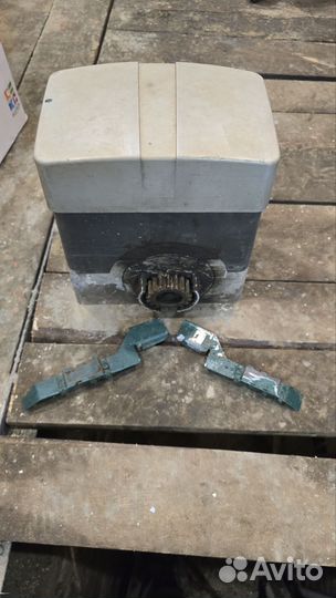 Привод для откатных ворот beninca bull 10m mls