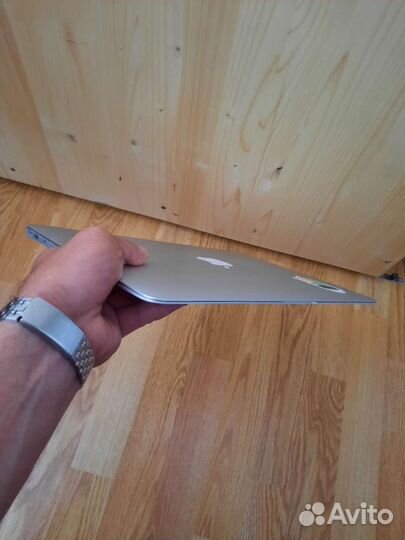Apple MacBook Air late 2010