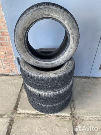 Bridgestone Blizzak WS-60 205/60 R16