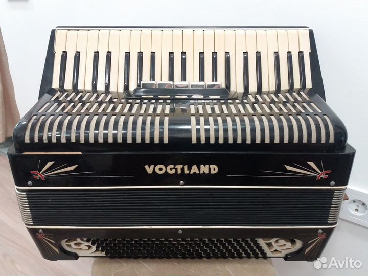 Аккордеон трофейный vogtland
