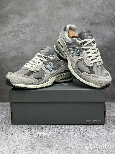 Кроссовки new balance 2002r