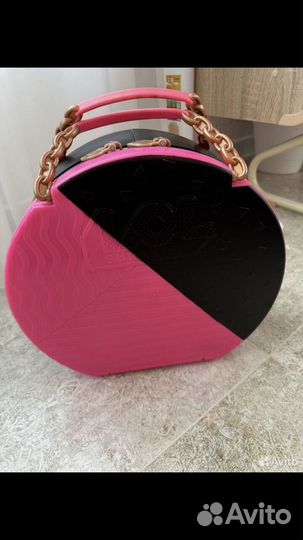 Коробка игрушек и много других