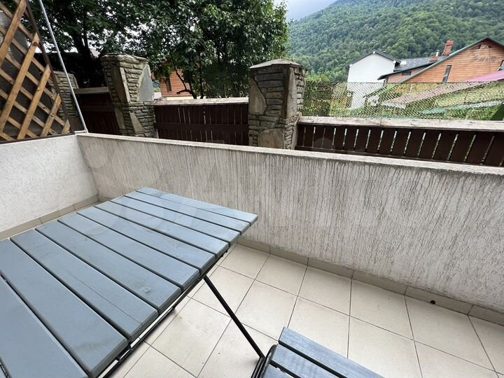 Квартира-студия, 33 м², 1/4 эт.