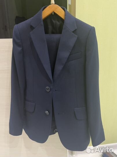 Школьный костюм на мальчика 134 размер