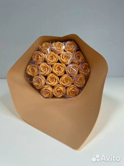 Розы из Белого Шоколада - 19 шт в Букете