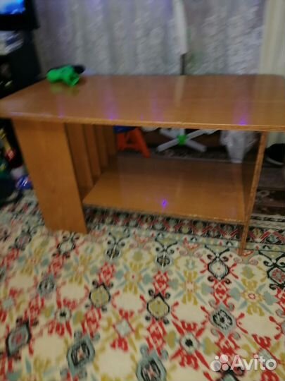 Журнальный столик бу