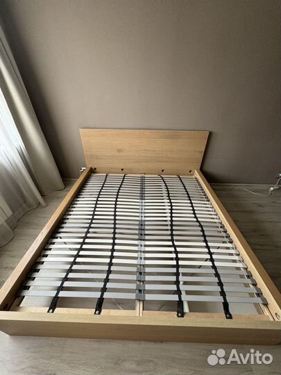 Кровать IKEA malm 180*200 с матрасом и 2 тумбами