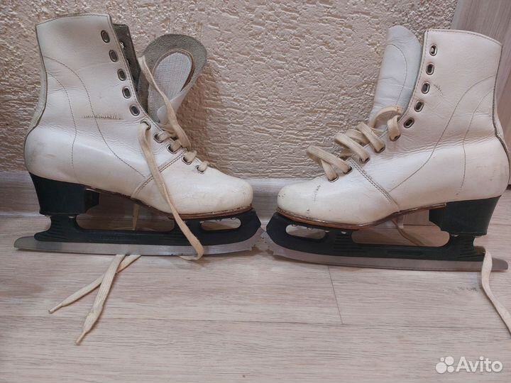 Коньки фигурные 36-37