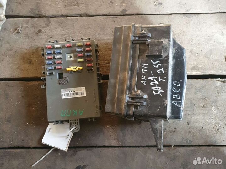 Блок предохранителей Chevrolet Aveo