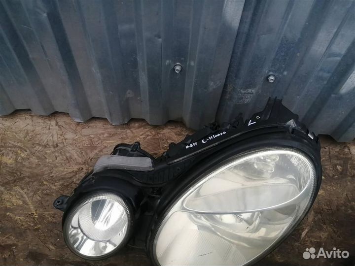 Фара левая Mercedes W211 E-Klasse 2002-2009