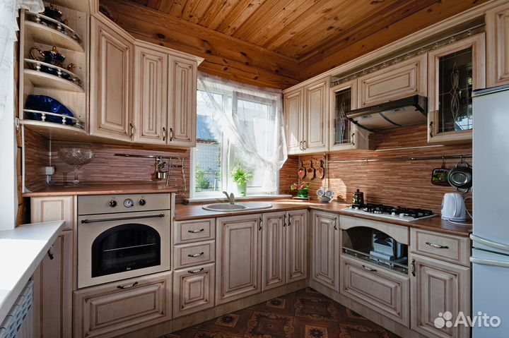 Кухонные гарнитуры