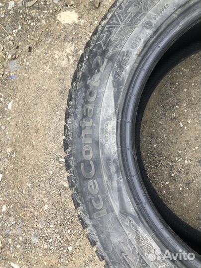 Continental IceContact 2 SUV 235/55 R17 T