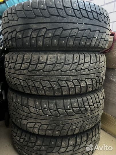 Michelin Latitude X-Ice North 215/60 R17 96