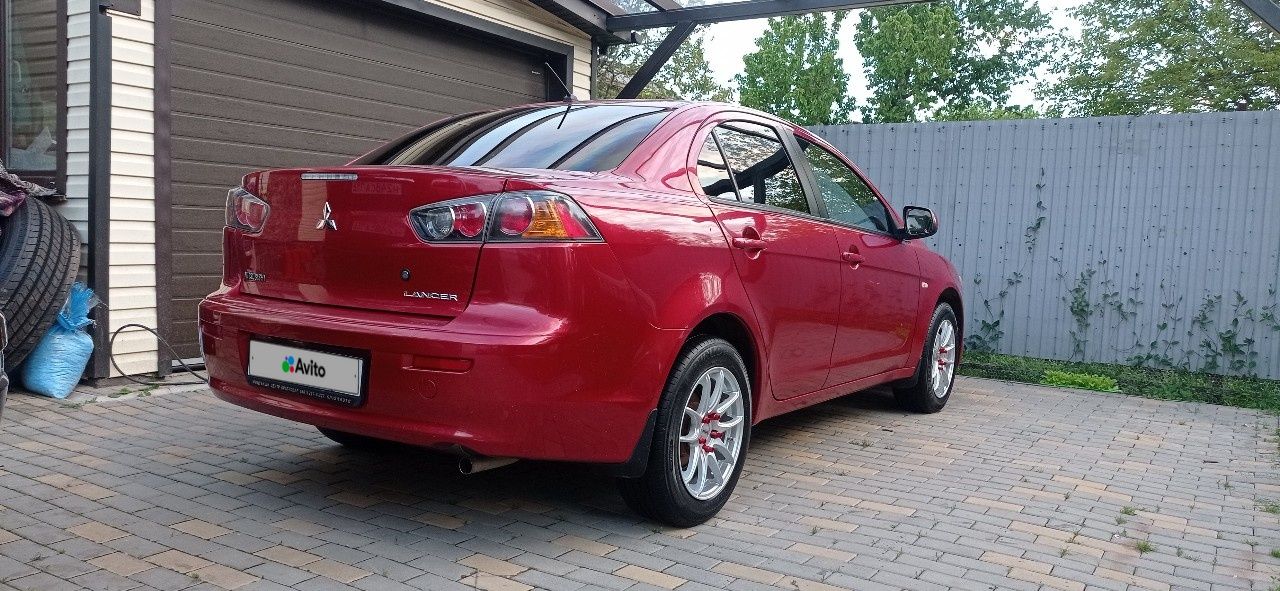 Mitsubishi Lancer: фото владельца