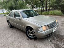 Mercedes-Benz C-класс 1.8 MT, 1995, 450 000 км, с пробегом, цена 225 000 руб.