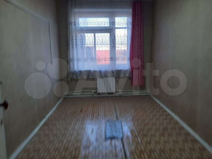 Комната 17 м² в 1-к., 1/2 эт.