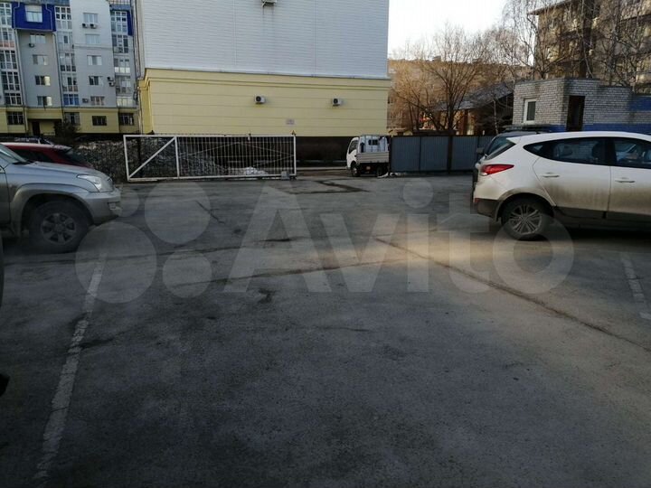 Машиноместо, 16 м²