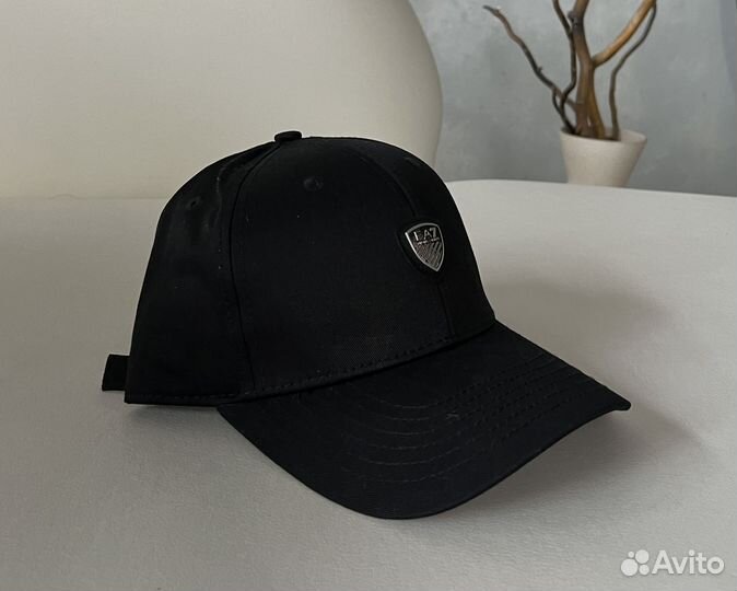 Кепки Armani