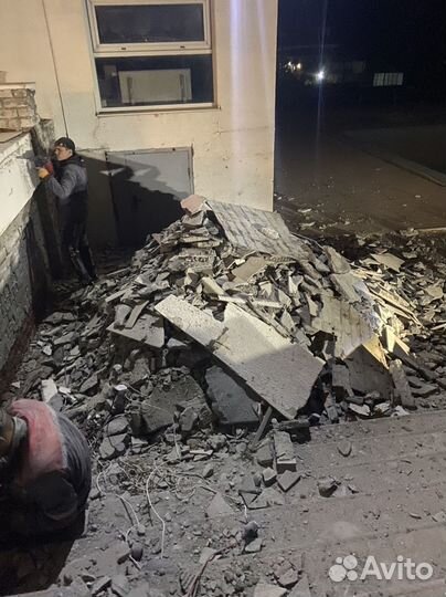 Демонтаж квартиры, Стяжки, Штукатурки, Домов