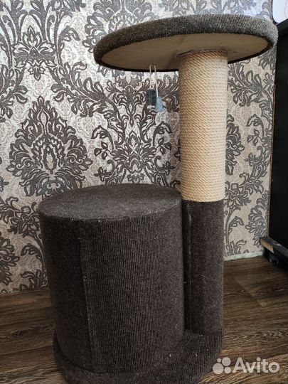 Домик для кошки с когтеточкой