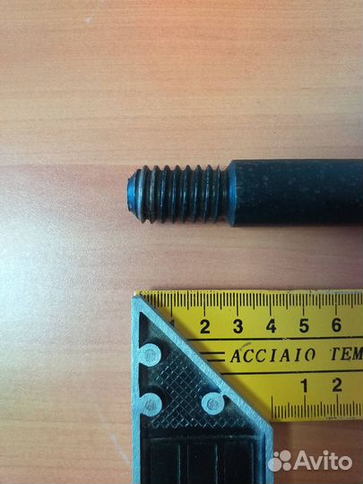 Буксировочный крюк