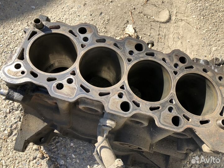 Блок двигателя 4G93 Mitsubishi