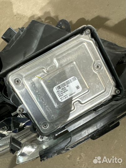 Фара lincoln nautilus 2019