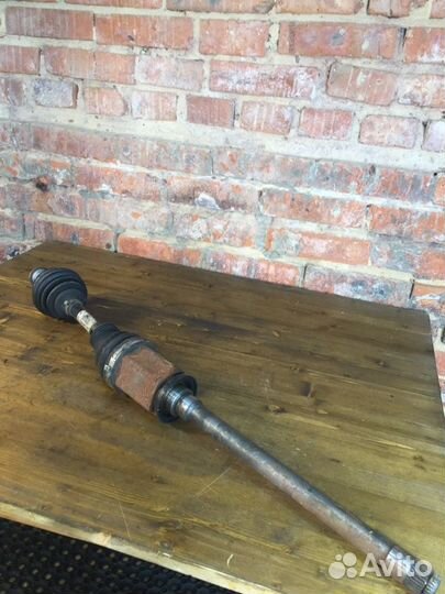 Привод передний правый Bmw X1 E84 N20B20 2012