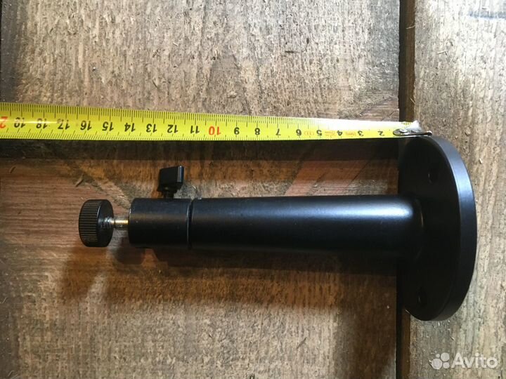 Крепление для камеры видеонаблюдения