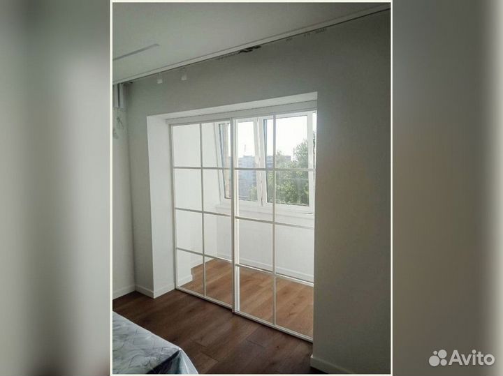 Раздвижная перегородка подвесная беспороговая