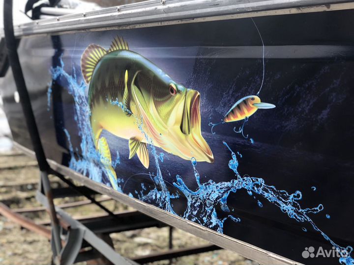 Оклейка катеров