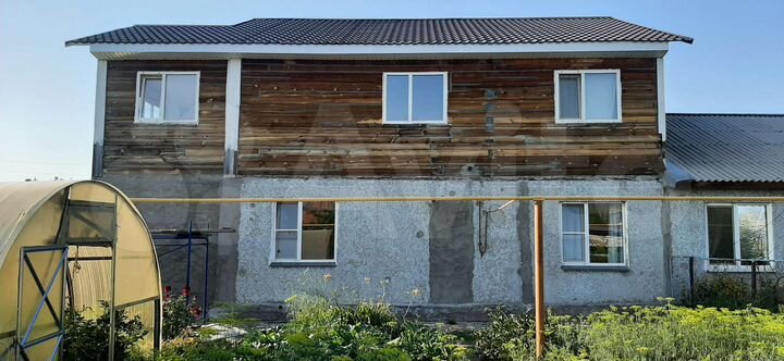 Дом 157 м² на участке 8,2 сот.