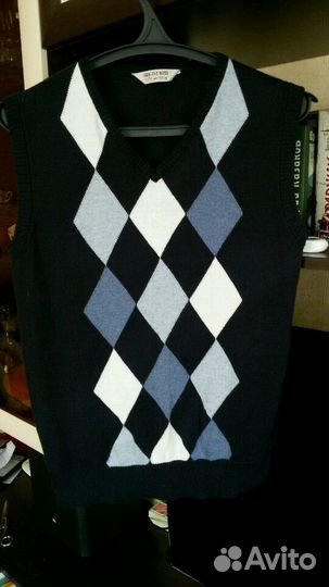 Безрукавка в школу