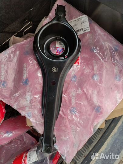 Рычаг задний нижний LR ford focus/mazda 3. 3572