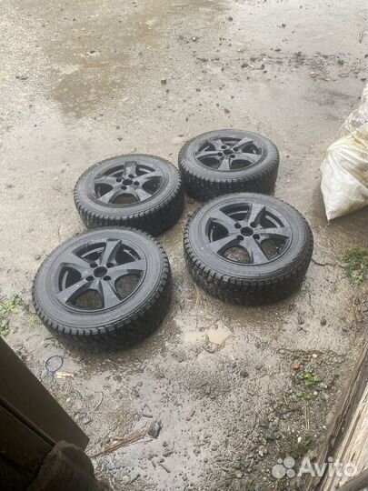 Nokian Tyres Hakka V 7/8 R14 20