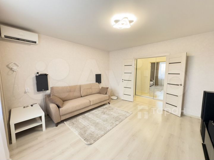 2-к. квартира, 65 м², 9/10 эт.