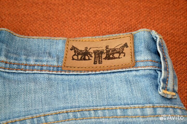 Джинсы женские Levis, 40 размер