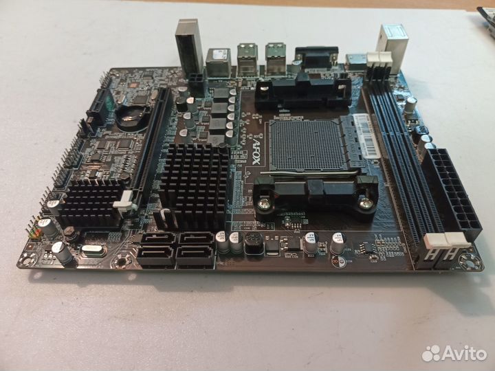 AM3+, AMD 780G, 2xDDR3-1600 мгц, 1xPCI-Ex16, Micro