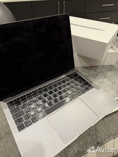 Apple macbook air 13 2019