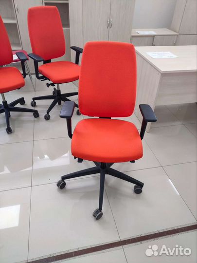 Компьютерное кресло, кресло офисное, кресло