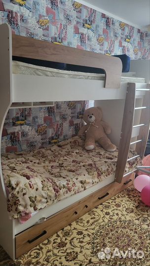 Двухъярусная кровать бу с матрасами
