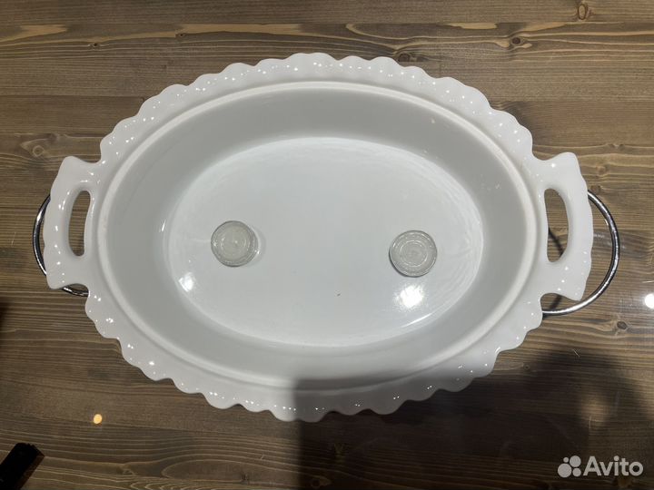 Блюдо с подогревом