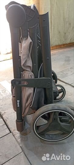 Коляска прогулочная