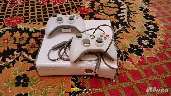 Xbox 360 white