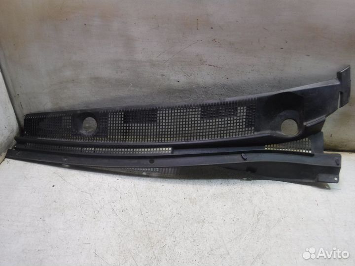 Решетка стеклооч. (планка под лобовое стекло) Mits