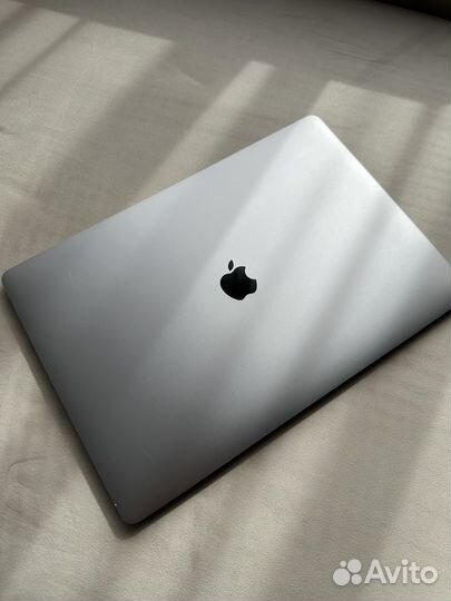 Apple MacBook Pro 16 2019 i9 32 gb 1 tb